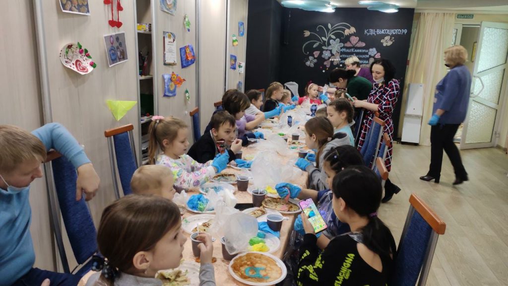 13 и 14 марта в студии анимации "Мульт-пространство "Каникулы" прошли увлекательные мастер-классы для детей по украшению ароматных блинчиков
