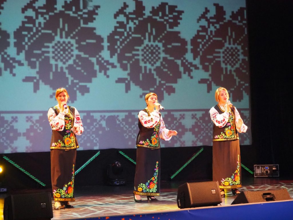 4 ноября в КДЦ им. Вл. Высоцкого состоялась праздничная программа «Норильск объединяет!», посвященная Дню народного единства