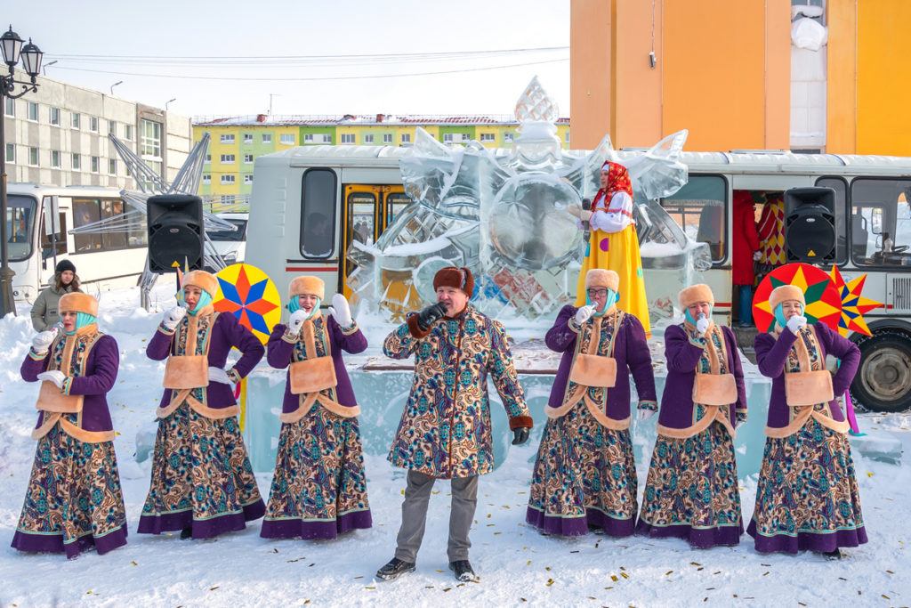 17 марта в районе Талнах на площади Горняков прошла праздничная программа «Прощай, Масленица!»