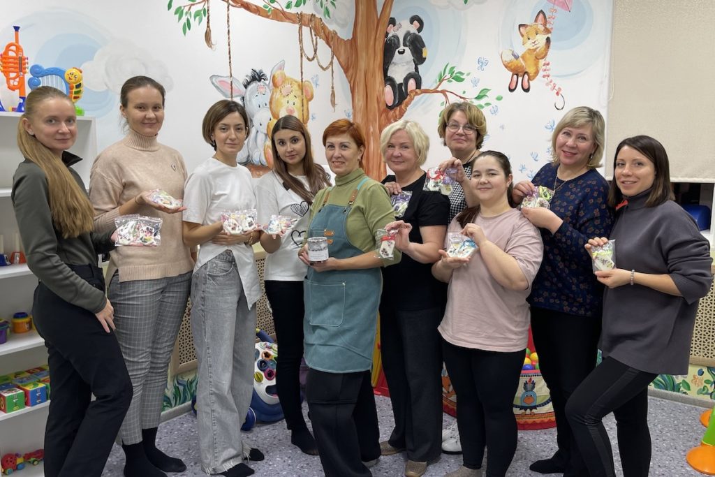 В семейном пространстве "Мама и малыш" прошёл мастер-класс по изготовлению ароматного саше