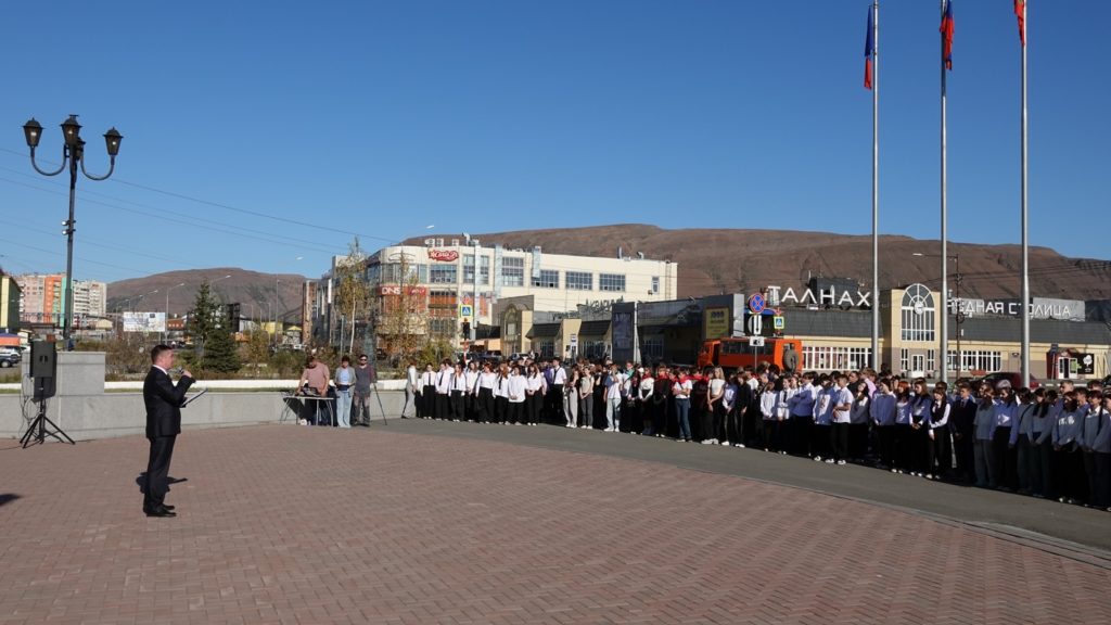 3 сентября на пл. Победы прошла акция «Мы помним», посвящённая Дню солидарности в борьбе с терроризмом