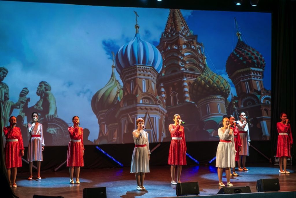 4 ноября в КДЦ состоялась праздничная программа «В единстве наша сила!», посвящённая Дню народного единства